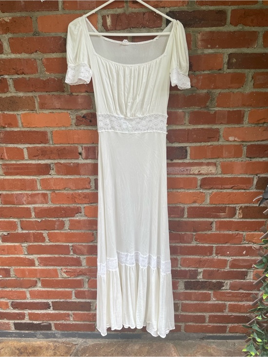 Munsingwear Dresses & Skirts - Vintage 60s Munsingwear Full Length Maxi Gown Dress Nylon Tricot Lace Ivory 34